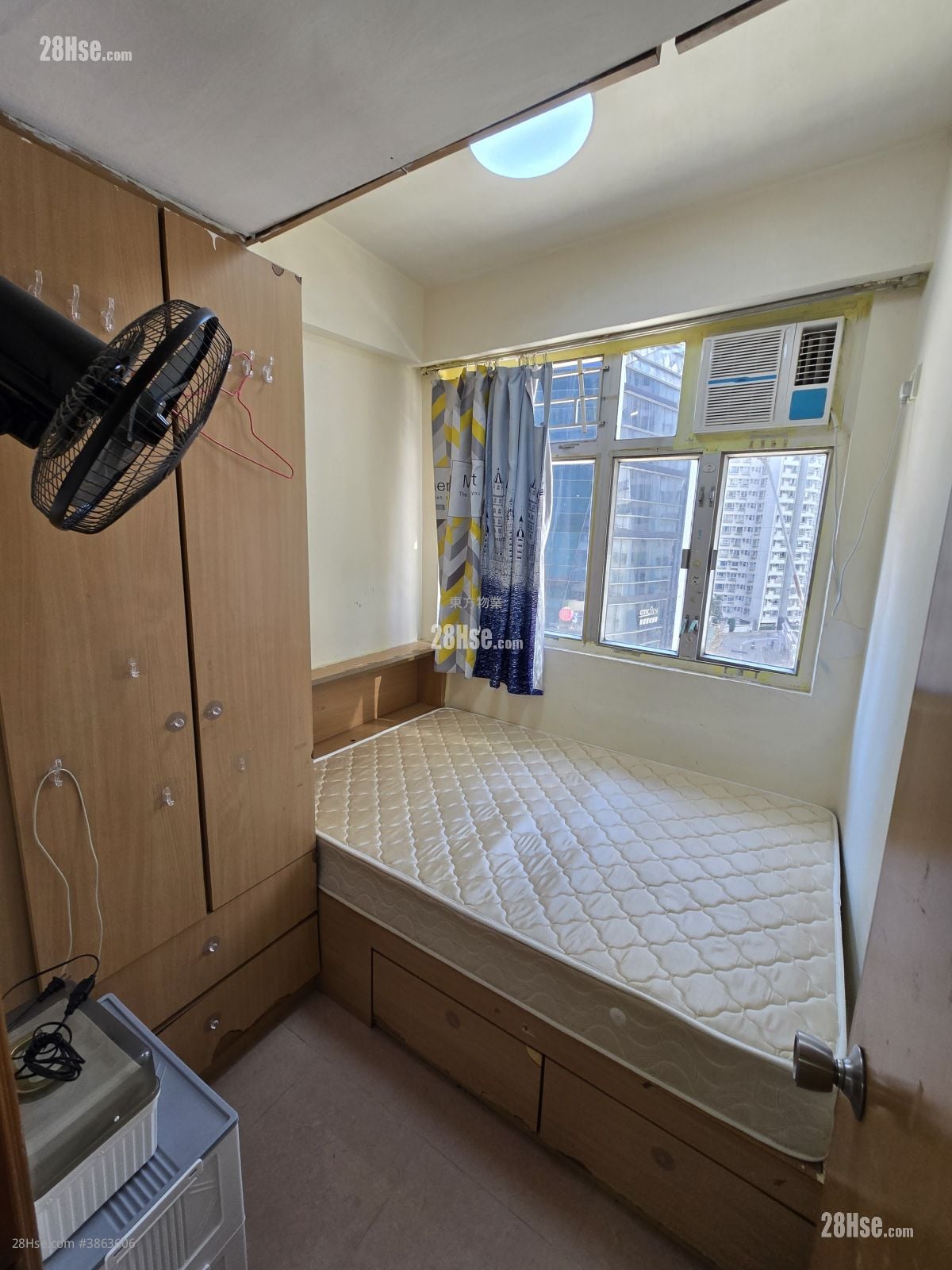 Yick Fat Building Rental 3 Bedrooms , 1 Bathroom 386 ft²