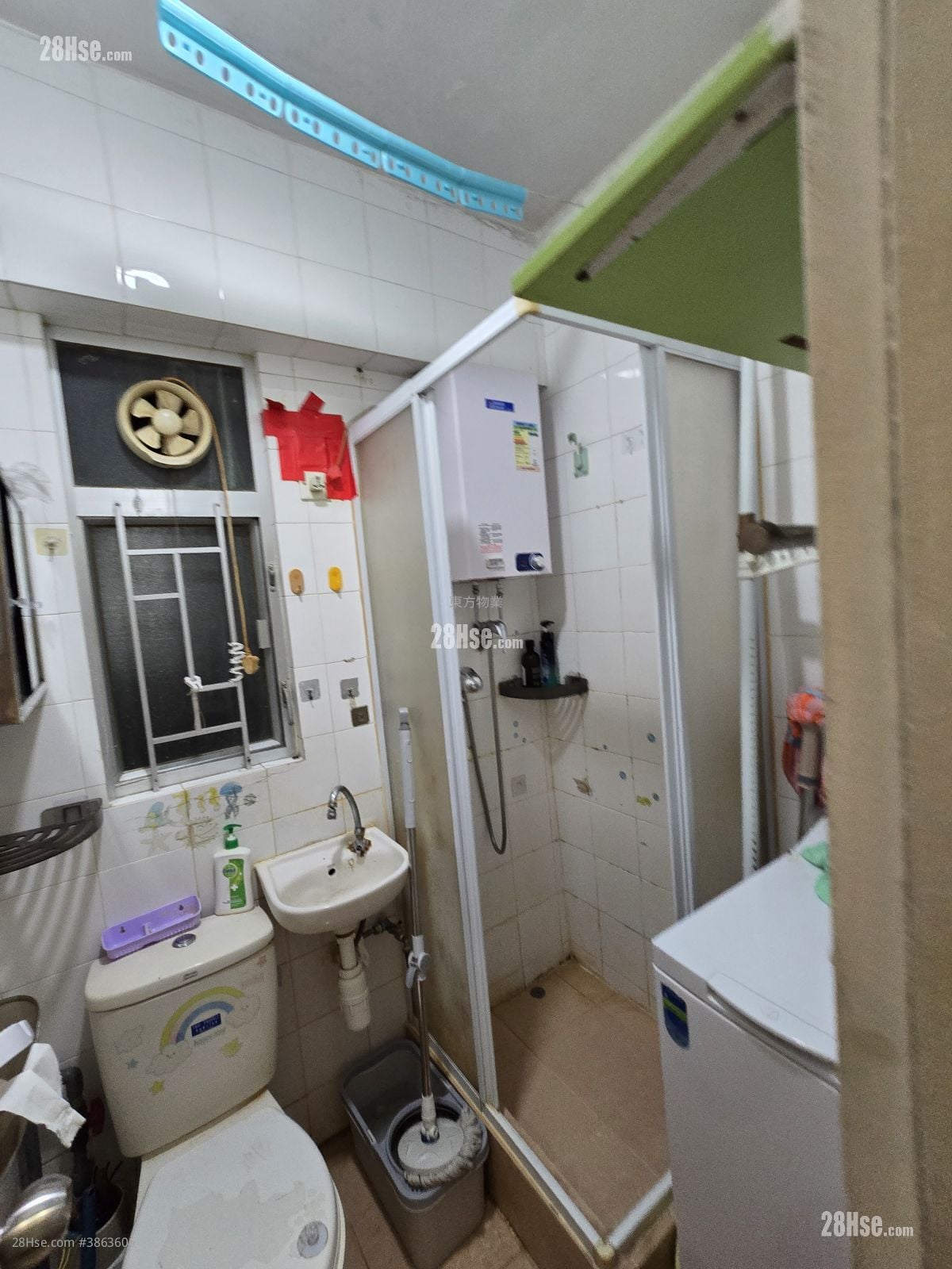Yick Fat Building Rental 3 Bedrooms , 1 Bathroom 386 ft²