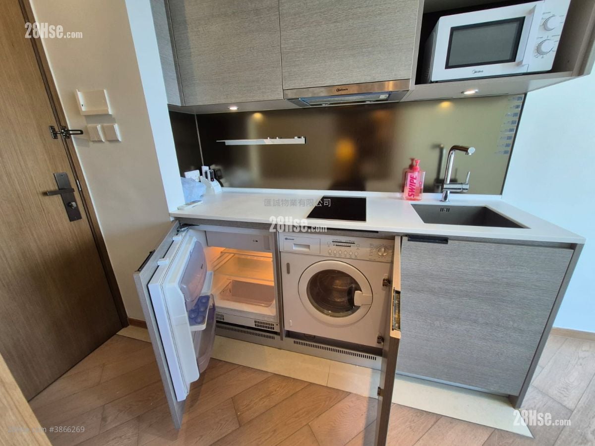 Upper East Sell Studio , 1 Bathroom 203 ft²