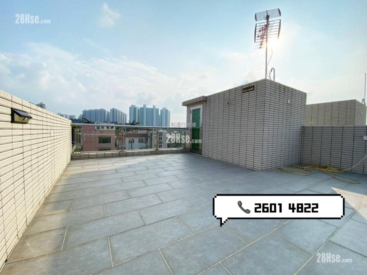 Village Rental 3 Bedrooms , 1 Bathroom 700 ft²