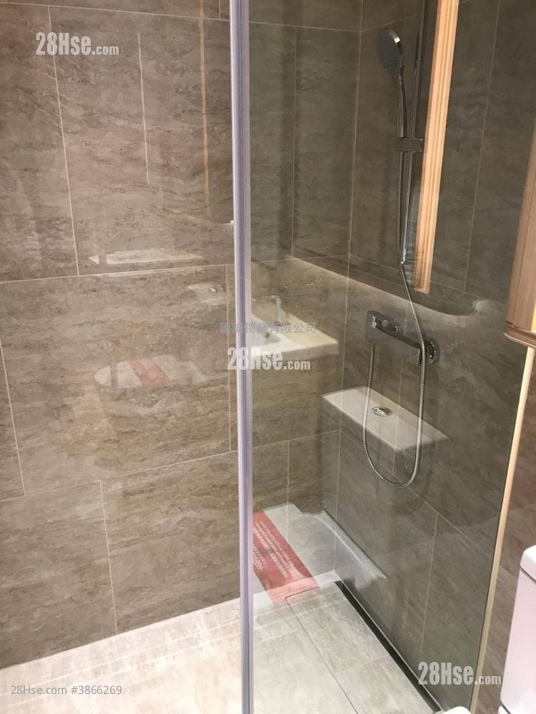 Upper East Sell Studio , 1 Bathroom 203 ft²