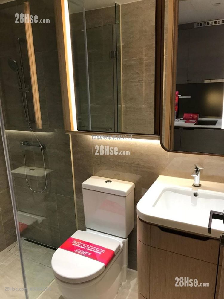 Upper East Sell Studio , 1 Bathroom 203 ft²