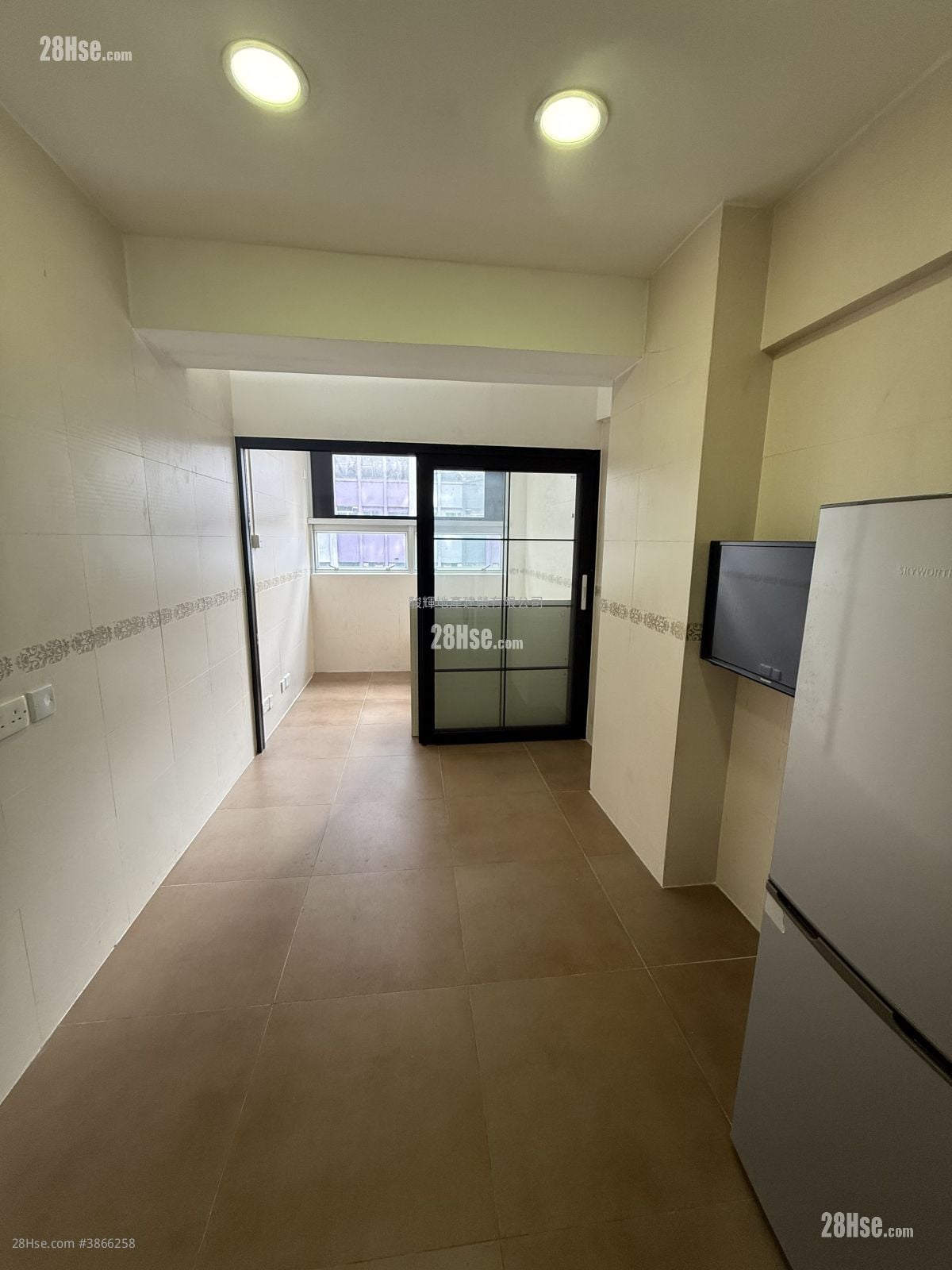 Pak Lok Building Rental 1 Bedroom , 1 Bathroom 190 ft²