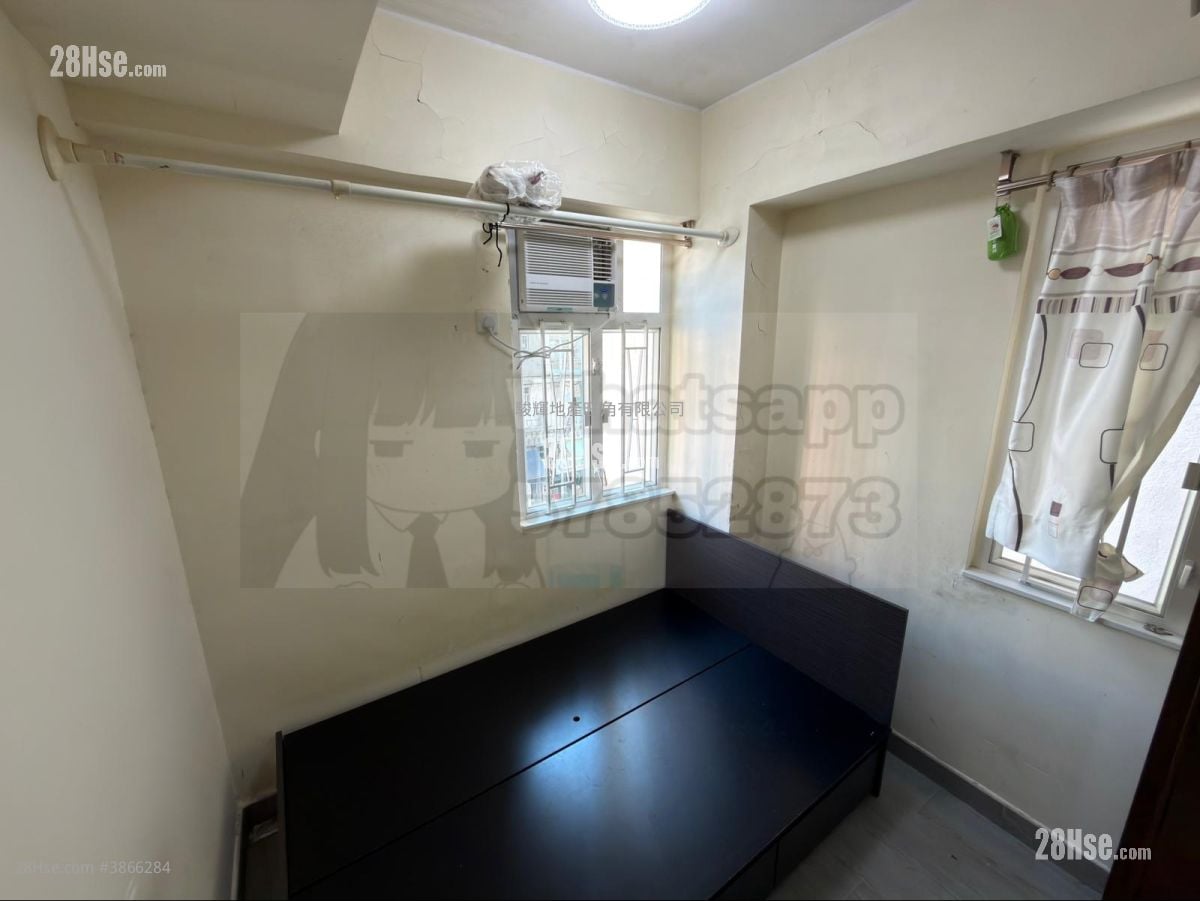 Tin Fat House Rental 1 Bedroom , 1 Bathroom 180 ft²