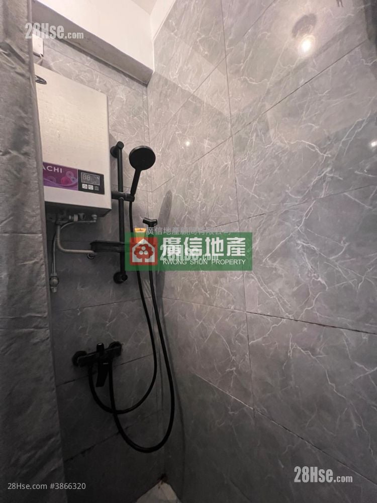 Fortune Court Sell 2 Bedrooms , 1 Bathroom 339 ft²
