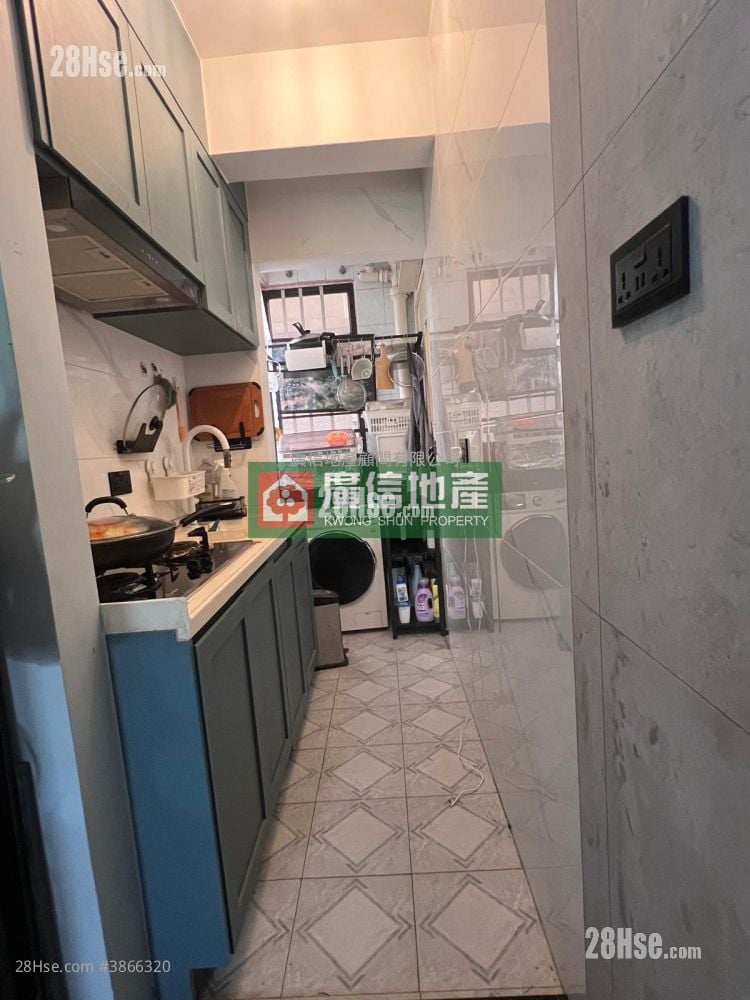 Fortune Court Sell 2 Bedrooms , 1 Bathroom 339 ft²