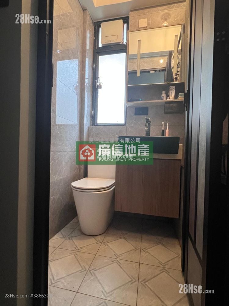 Fortune Court Sell 2 Bedrooms , 1 Bathroom 339 ft²