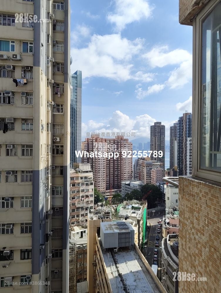 Lai King Court Sell 3 Bedrooms , 1 Bathroom 428 ft²