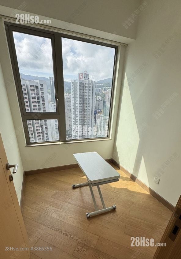 Parc City Sell 2 Bedrooms , 1 Bathroom 522 ft²