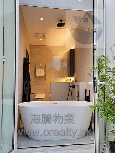 村屋 售盤 3 房 , 2 浴室 1,250 平方呎