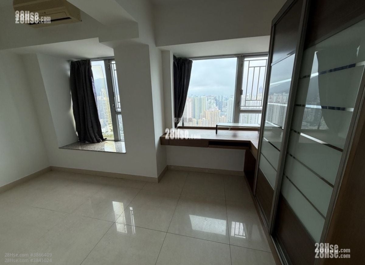The Pacifica Rental 3 Bedrooms , 2 Bathrooms 921 ft²