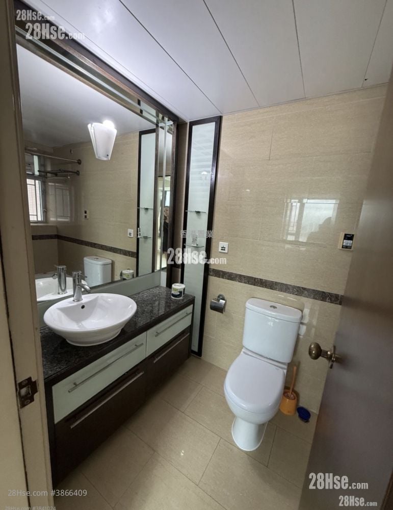 The Pacifica Rental 3 Bedrooms , 2 Bathrooms 921 ft²