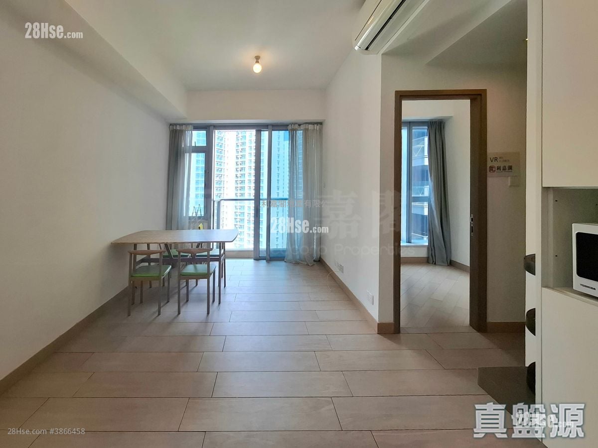 Century Link Sell 2 Bedrooms , 2 Bathrooms 484 ft²