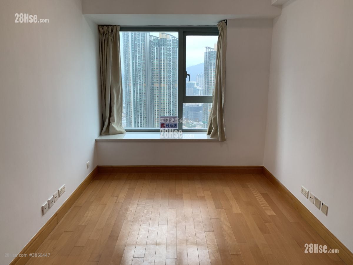 The Harbourside Rental 2 Bedrooms , 2 Bathrooms 804 ft²
