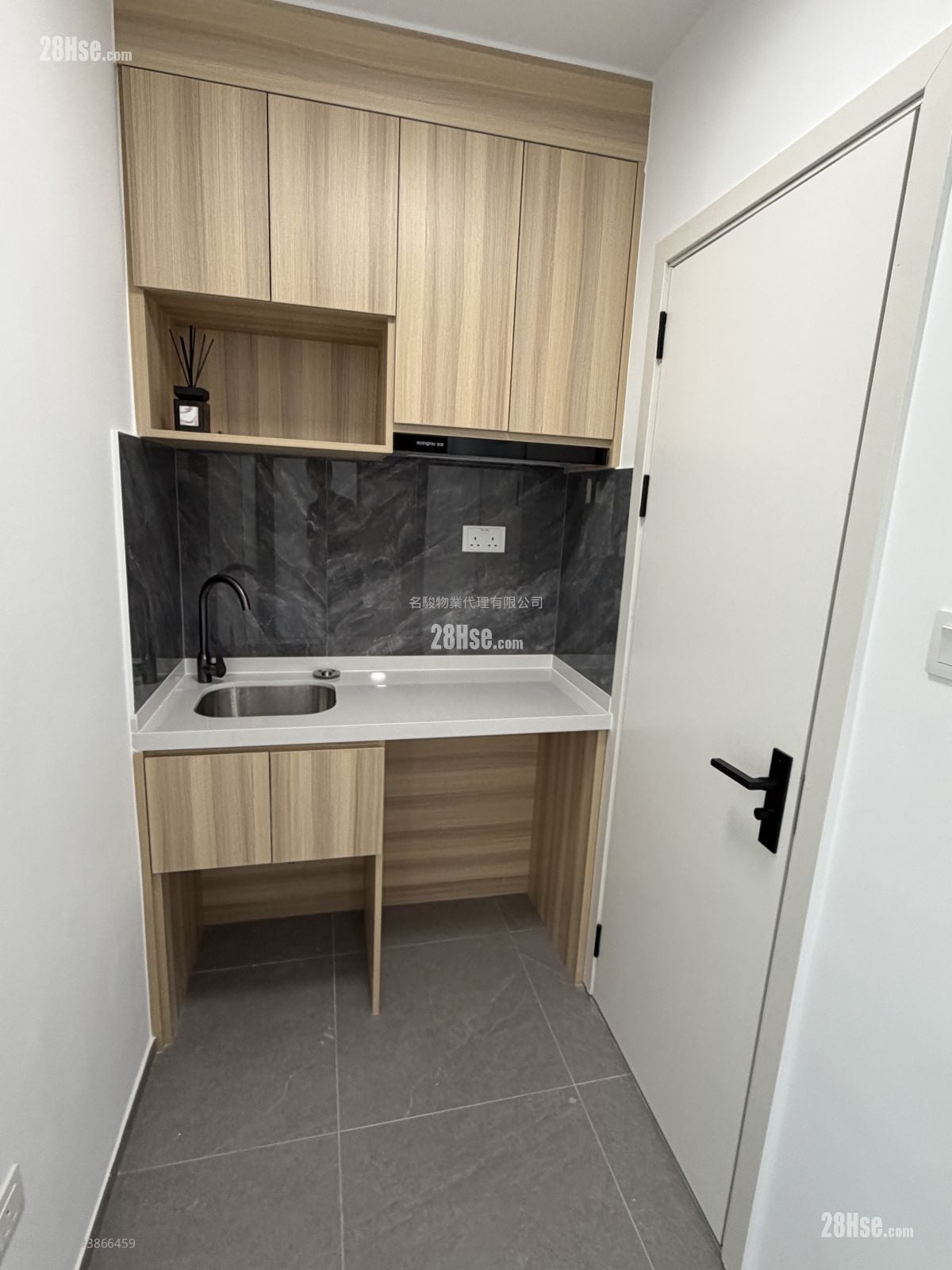 Shun Hing Building Rental 1 Bedroom , 1 Bathroom 160 ft²
