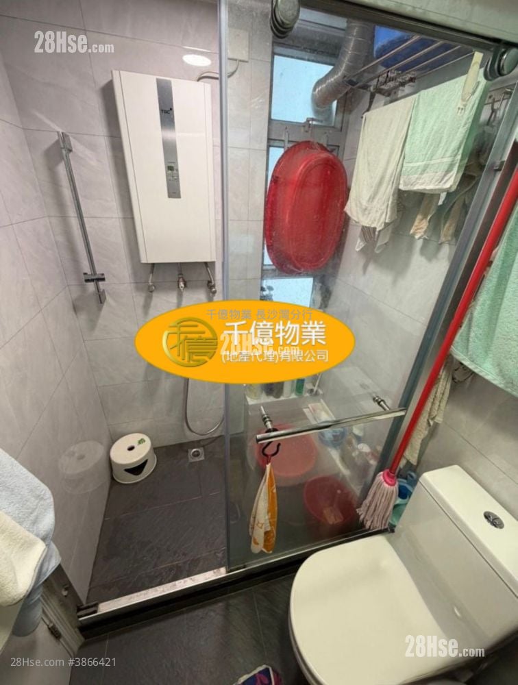 Lai Tsui Court Sell 2 Bedrooms , 1 Bathroom 452 ft²
