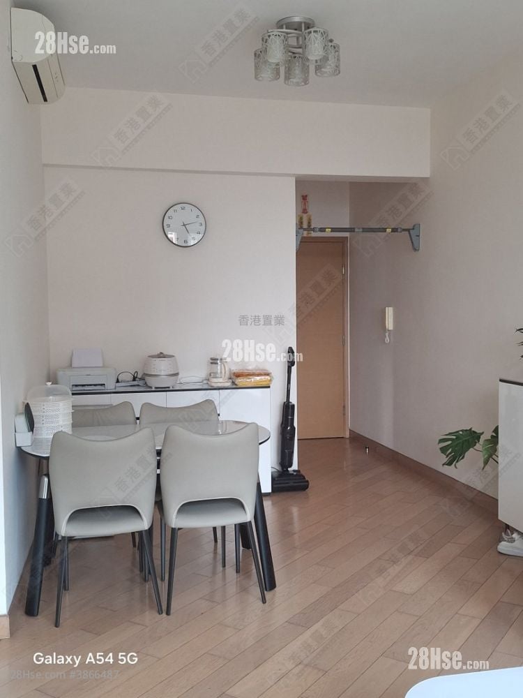 The Wings Rental 4 Bedrooms , 2 Bathrooms 872 ft²