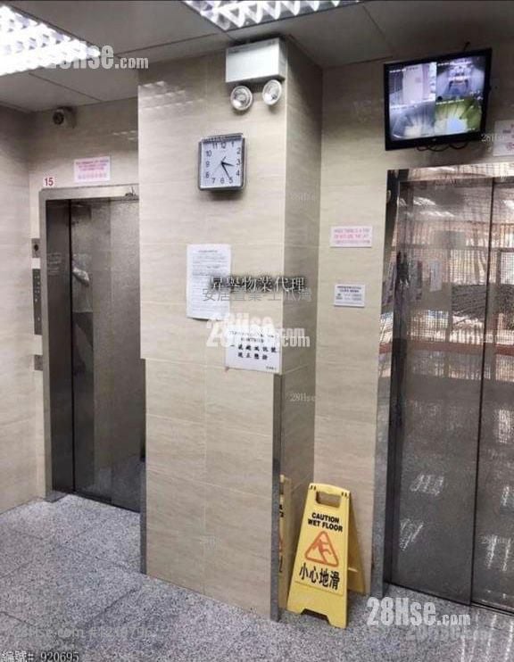 定安大厦 售盘 2 房 , 1 浴室 311 平方尺