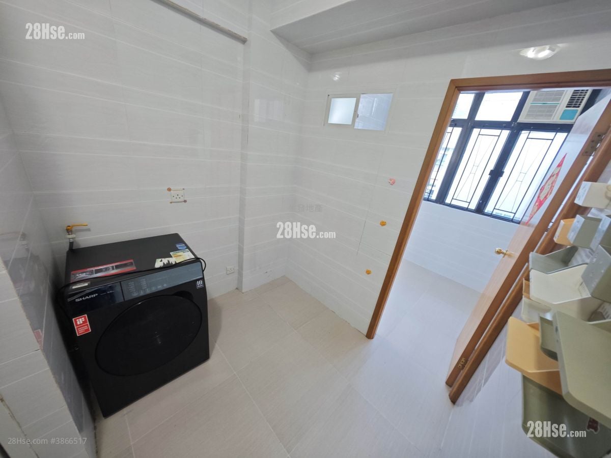 Wing Lok Building Rental 1 Bedroom , 1 Bathroom 155 ft²