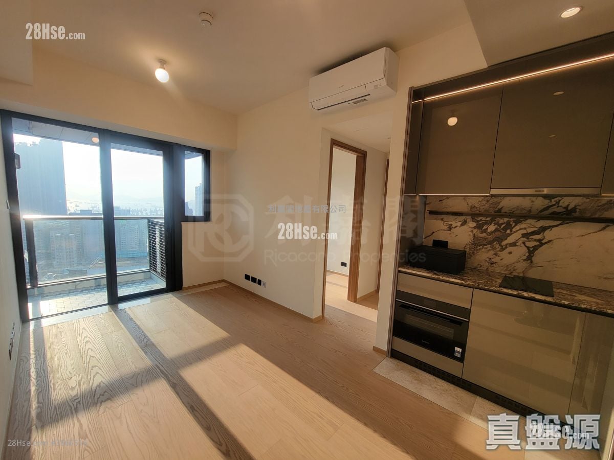Topside Residence Rental 2 Bedrooms , 1 Bathroom 423 ft²