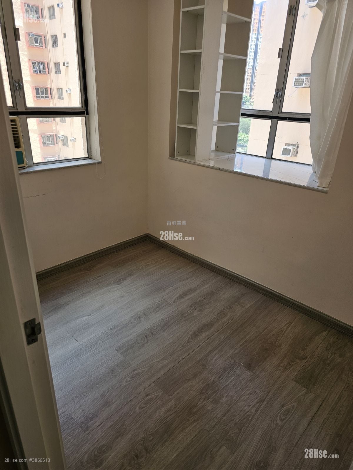 Amoy Gardens Sell 2 Bedrooms , 1 Bathroom 368 ft²