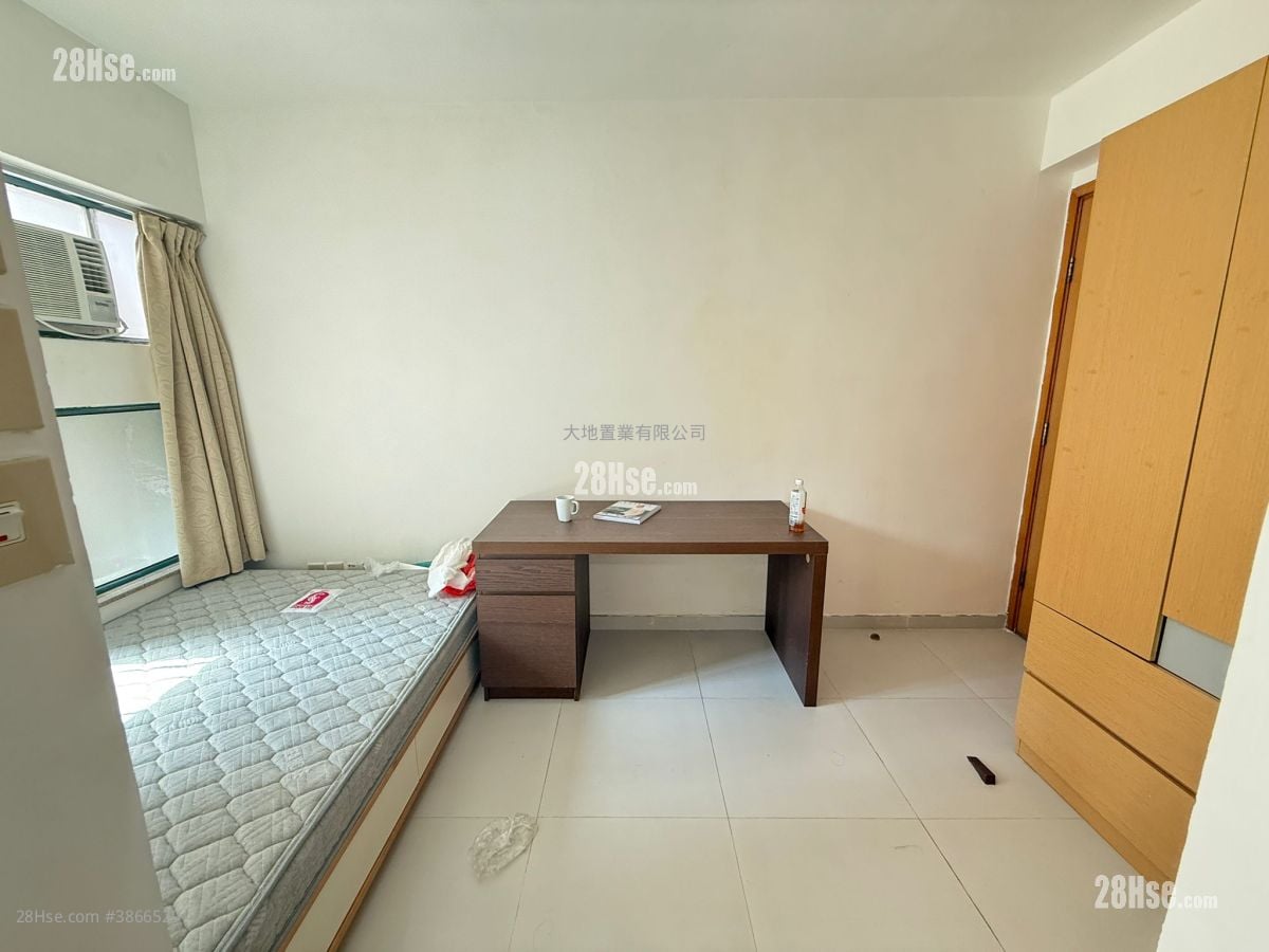 Brilliant Court Rental Studio 203 ft²