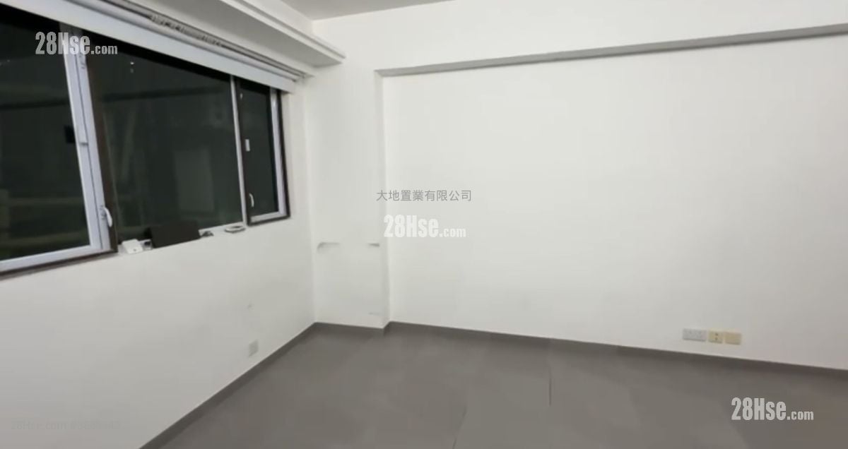 On Hing Mansion Rental Studio , 1 Bathroom 245 ft²