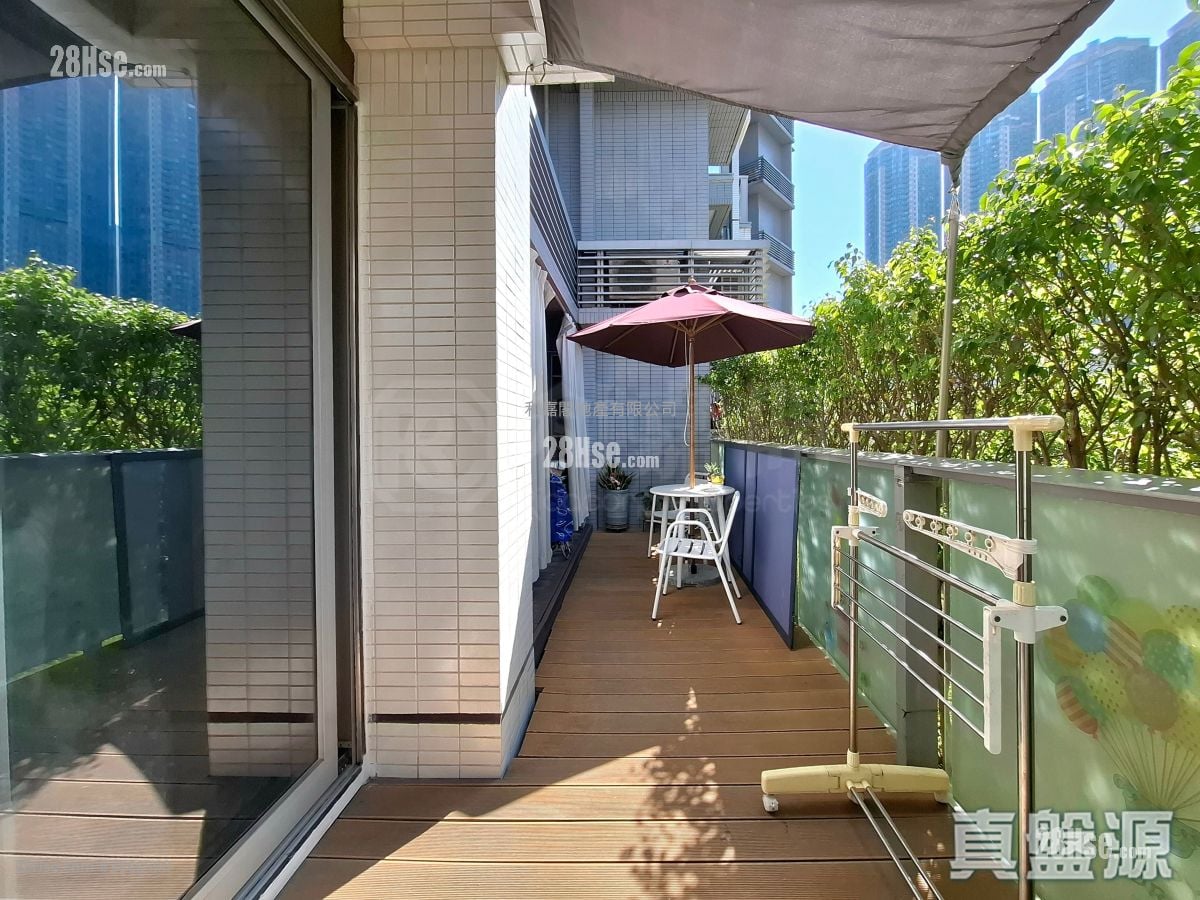 Century Link Sell 2 Bedrooms , 1 Bathroom 461 ft²
