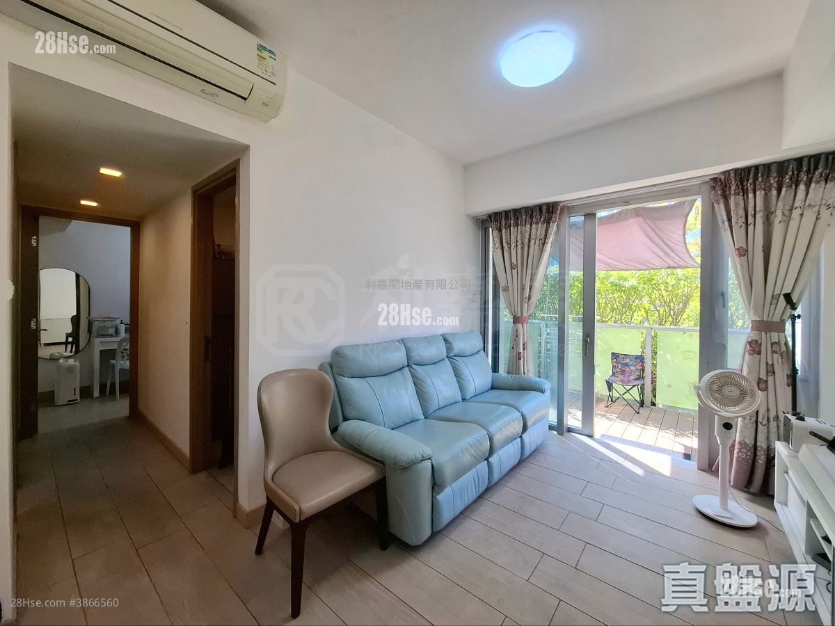 Century Link Sell 2 Bedrooms , 1 Bathroom 461 ft²
