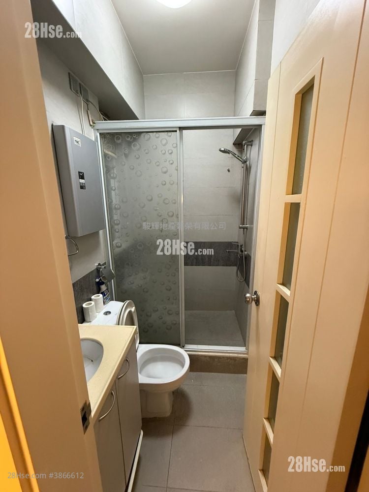 Tin Man Court Rental Studio , 1 Bathroom 353 ft²