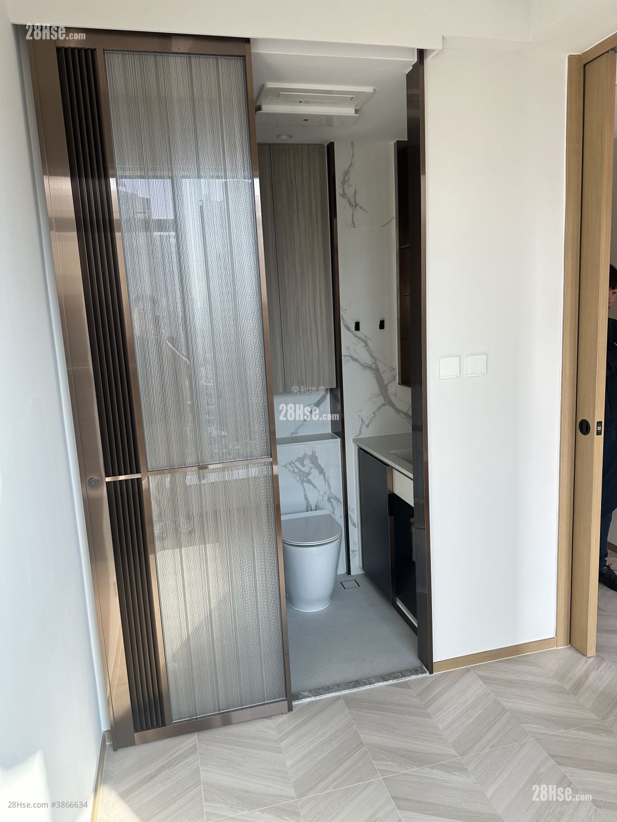 Eight Southpark Rental 1 Bedroom , 1 Bathroom 263 ft²