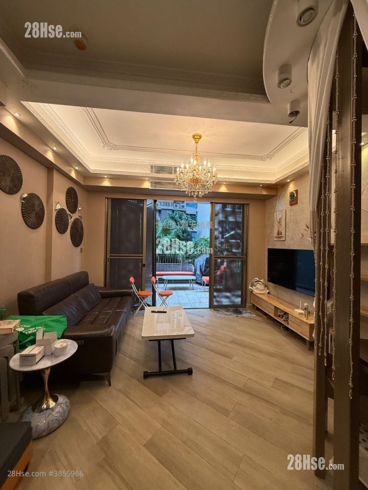 Mayfair By The Sea Rental 2 Bedrooms , 1 Bathroom 570 ft²