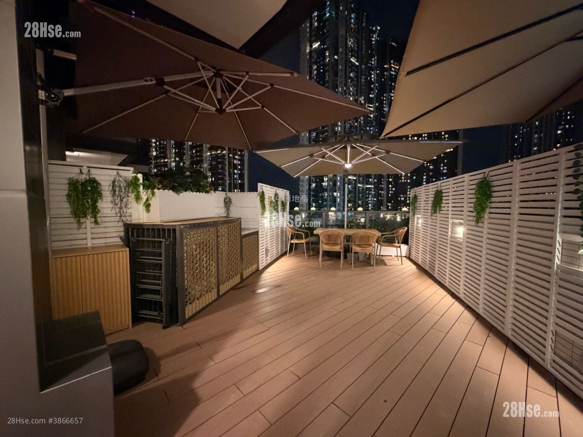 Seasons Place 售盘 1 房 290 平方尺