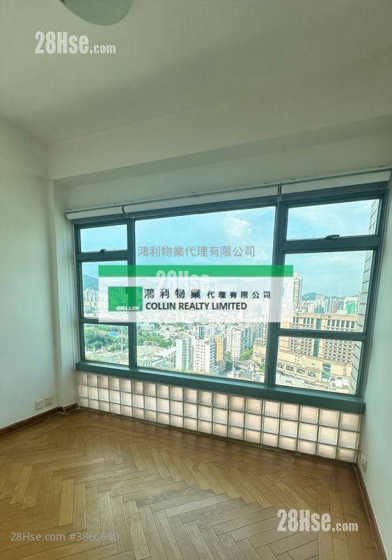 Sunningdale Sell 2 Bedrooms , 2 Bathrooms 883 ft²
