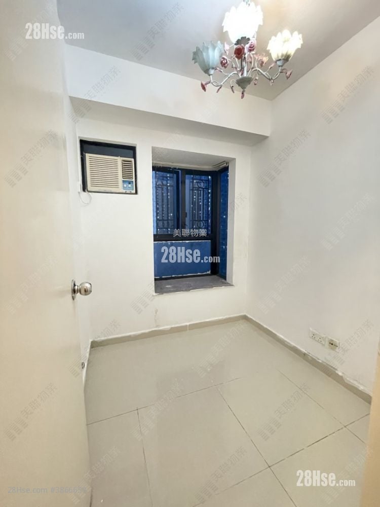 Royal Green Sell 3 Bedrooms 551 ft²