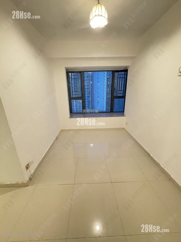 Royal Green Sell 3 Bedrooms 551 ft²