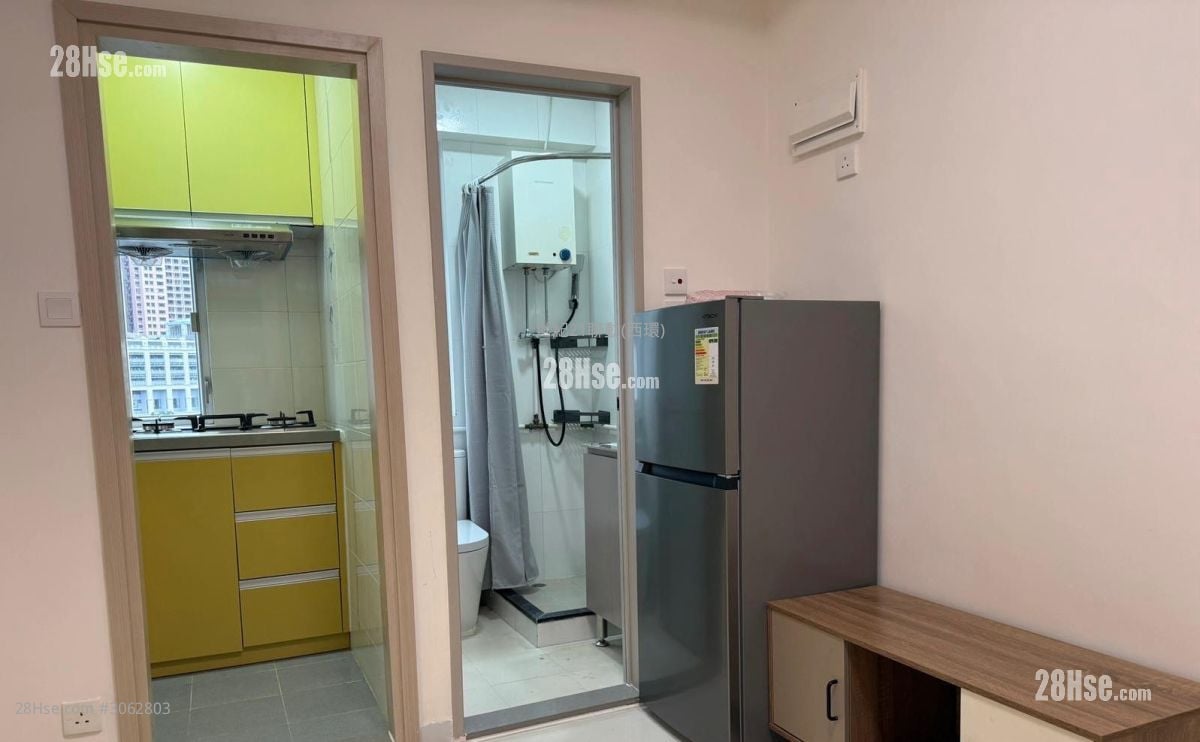Ko Shing Building Sell 2 Bedrooms , 1 Bathroom 274 ft²