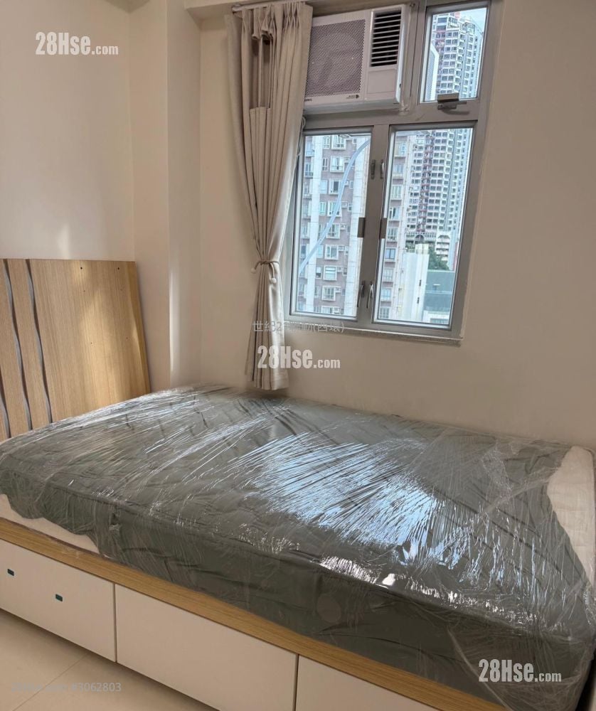 Ko Shing Building Sell 2 Bedrooms , 1 Bathroom 274 ft²