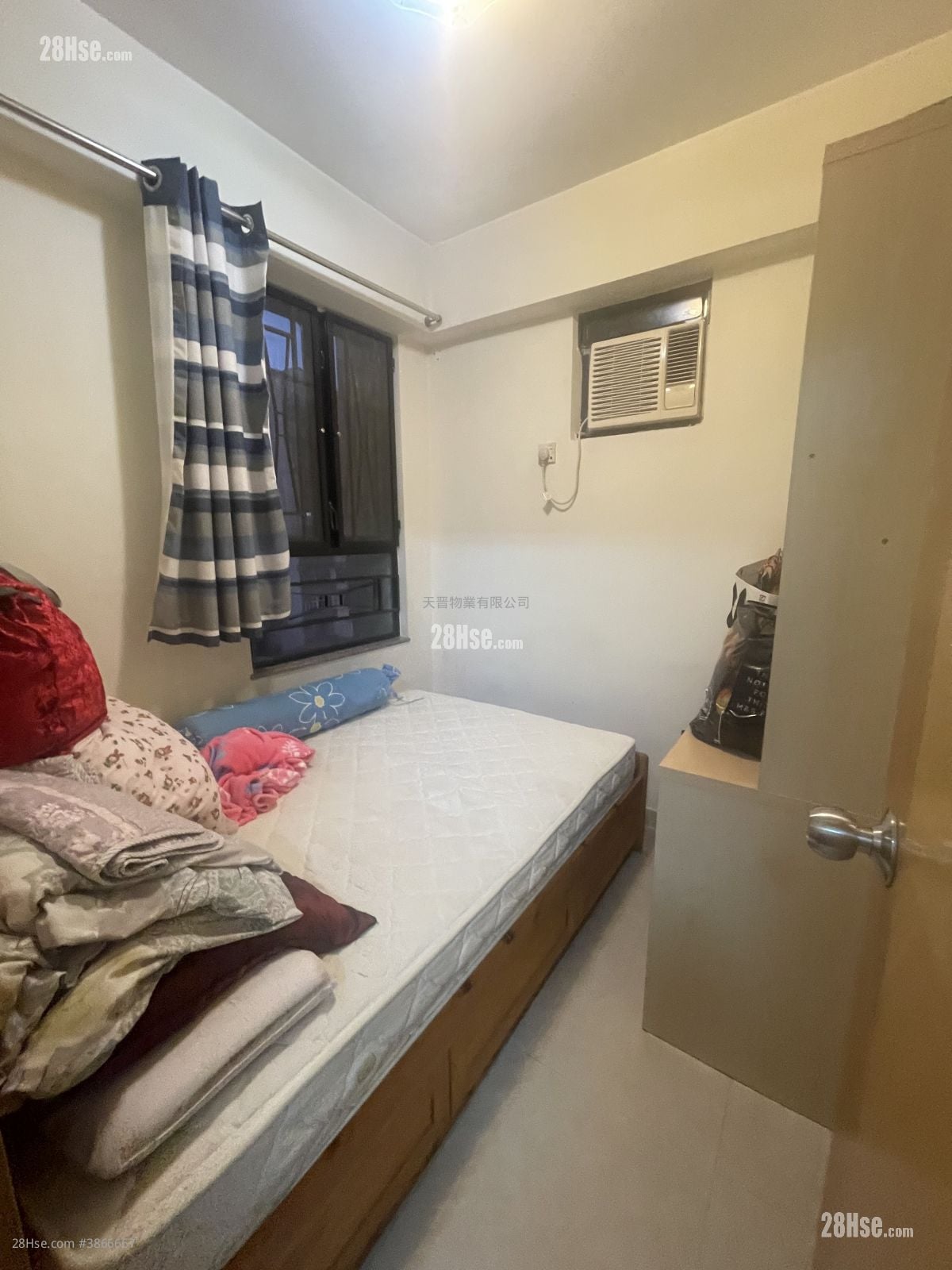 Polly Court Sell 2 Bedrooms , 1 Bathroom 272 ft²
