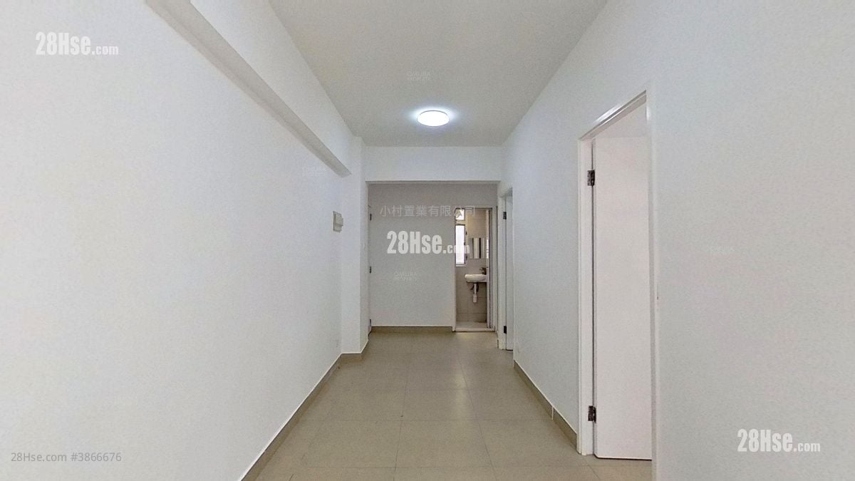 living room: Lok Fu Mansion Rental 2 Bedrooms , 1 Bathroom 344 ft²