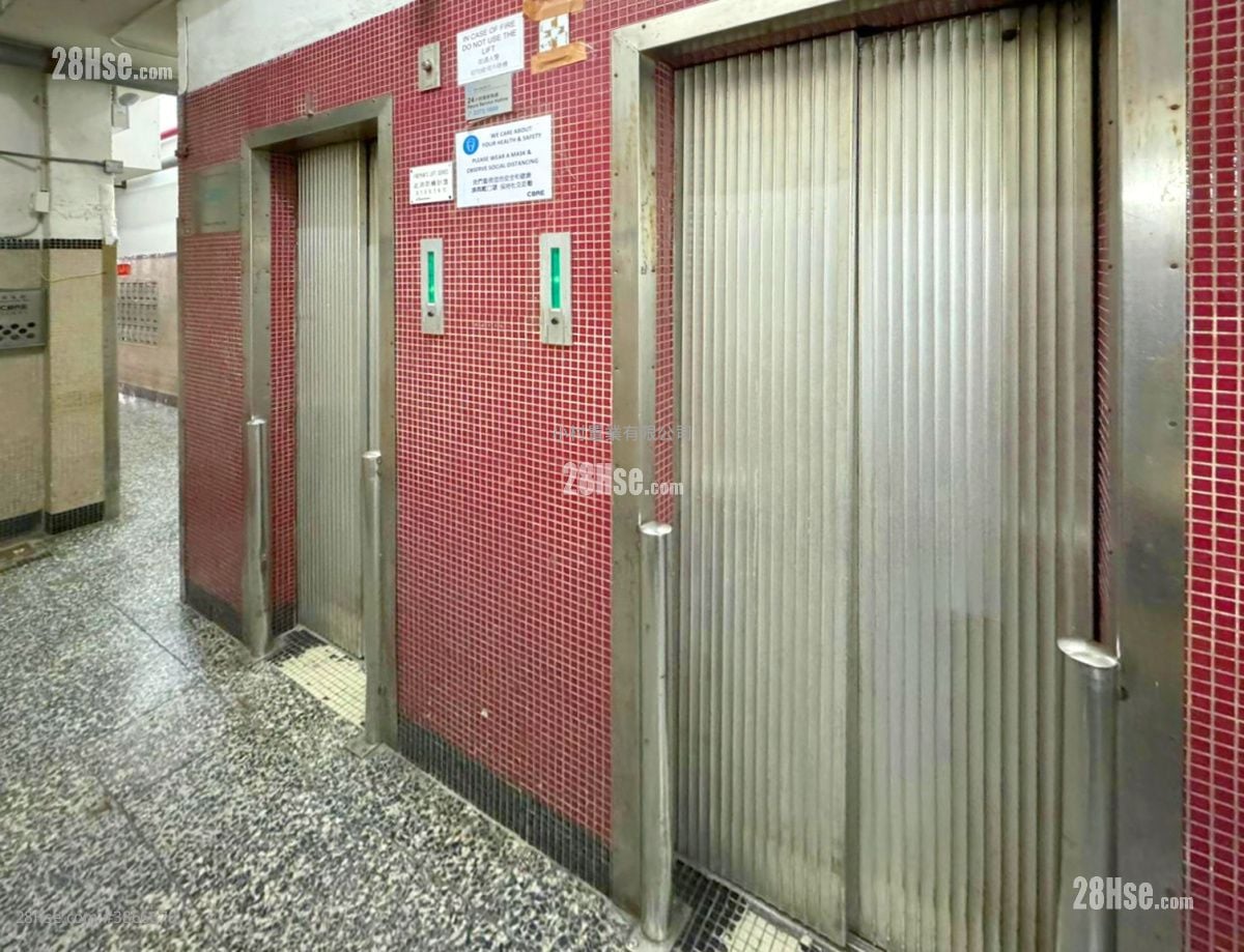 Lobby: Lok Fu Mansion Rental 2 Bedrooms , 1 Bathroom 344 ft²