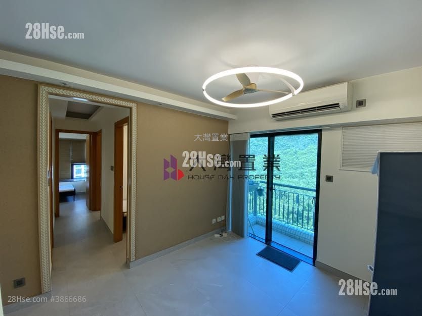 Beneville Rental 3 Bedrooms , 1 Bathroom 531 ft²