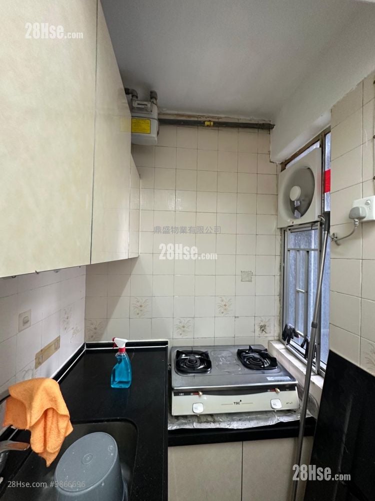 Oceanic Building Rental 2 Bedrooms , 1 Bathroom 445 ft²