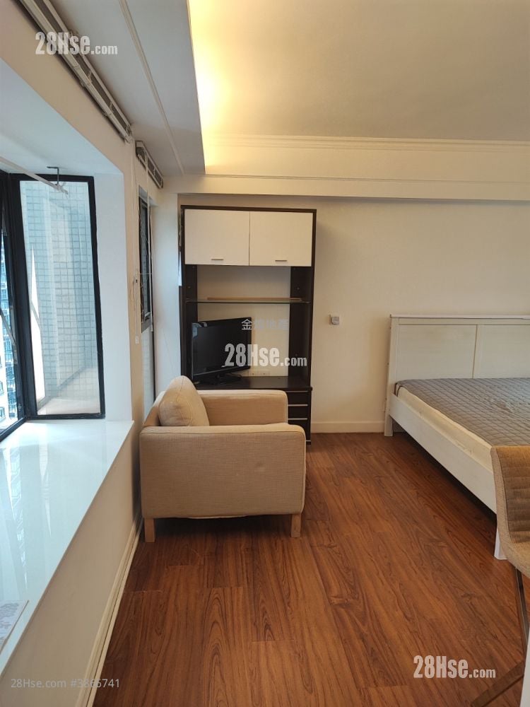 Claymore Lodge Rental Studio 284 ft²