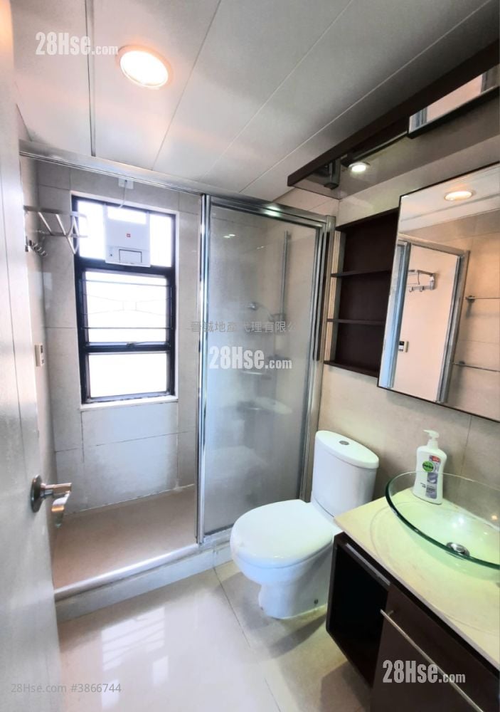 Anglers' Bay Sell 3 Bedrooms , 2 Bathrooms 680 ft²