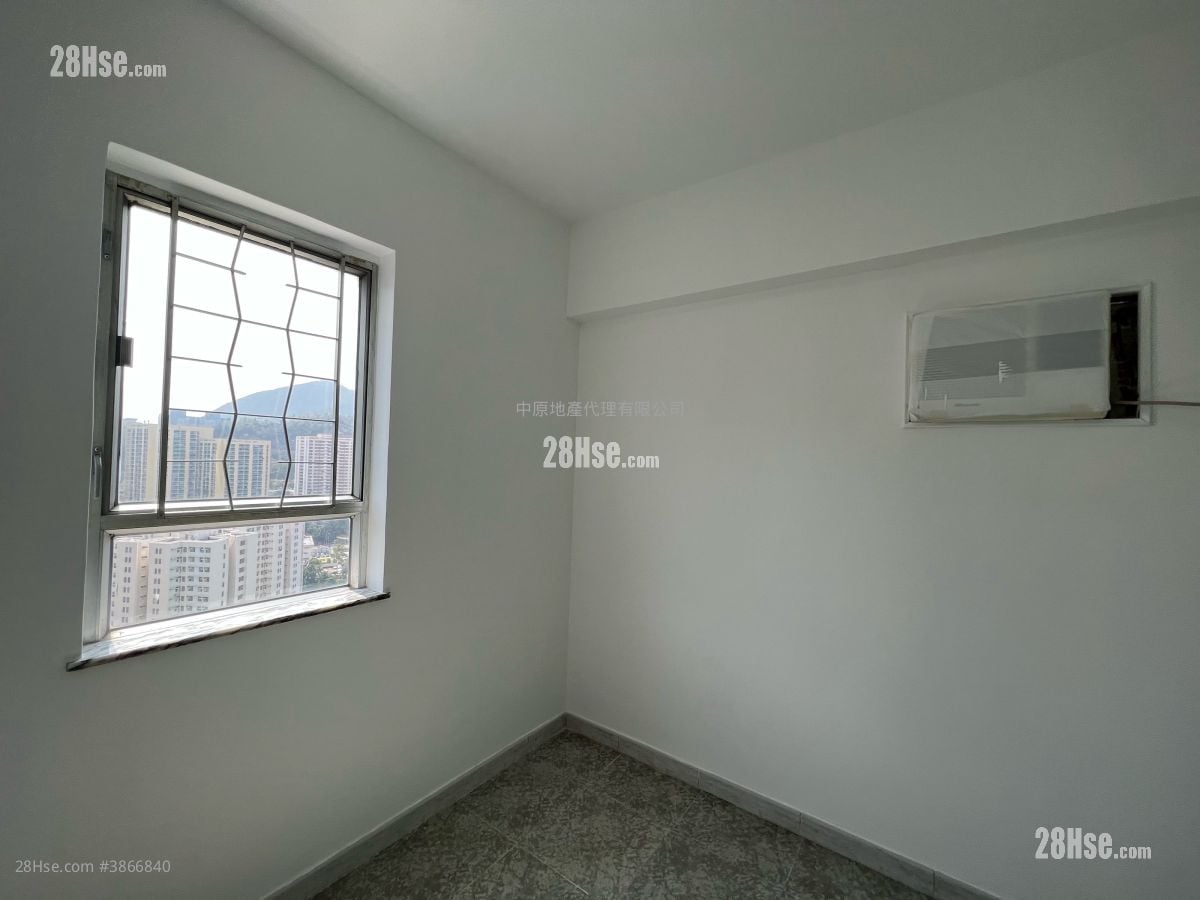 Serene Garden Sell 3 Bedrooms , 1 Bathroom 590 ft²