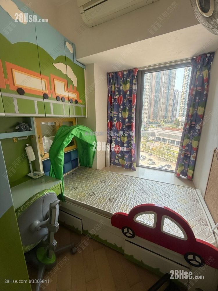 The Wings Sell 3 Bedrooms , 2 Bathrooms 649 ft²