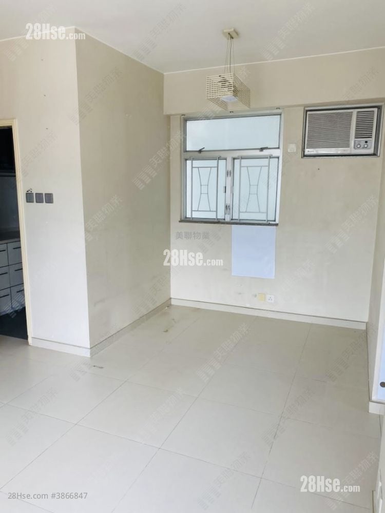 Tsuen Wan Plaza Sell 2 Bedrooms , 1 Bathroom 433 ft²