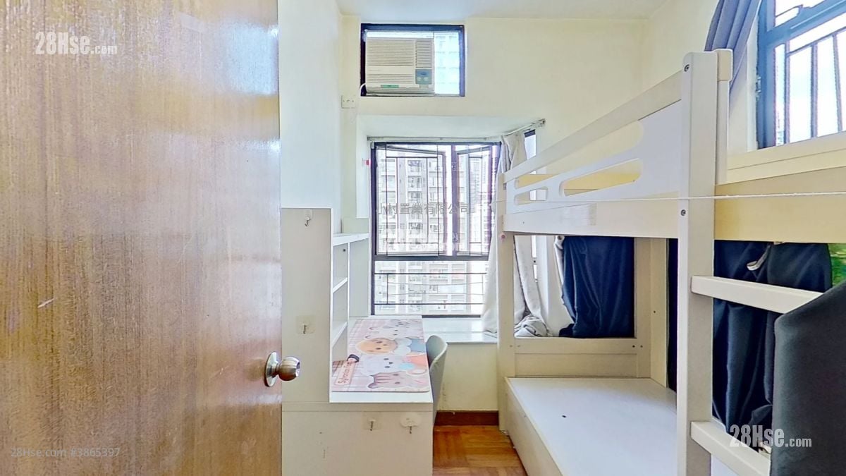 bedroom 1: Wo Yick Mansion Rental 2 Bedrooms , 1 Bathroom 335 ft²