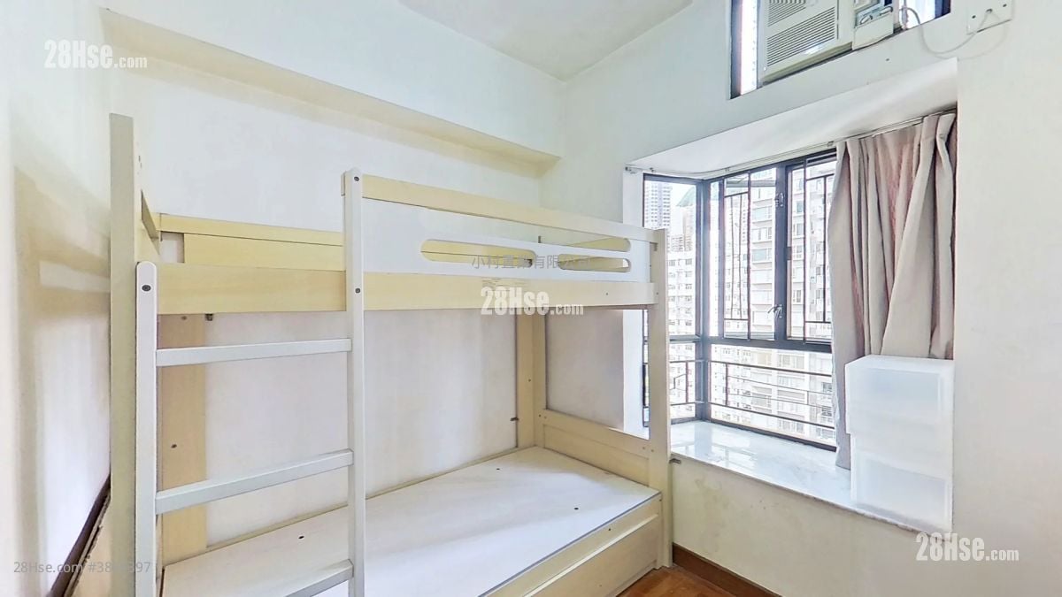 bedroom 1: Wo Yick Mansion Rental 2 Bedrooms , 1 Bathroom 335 ft²